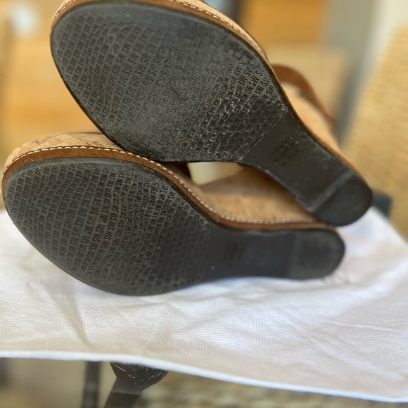 Stuart Weitzman Platform Sandals size 8 - Picture 7 of 9